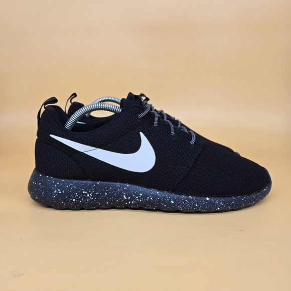 Nike ID Roshe Run One Women's Running Shoes Size 10.5 - Picture 3 of 8